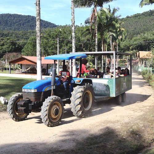 Banner-Casarao-do-Vale-passeio-trator