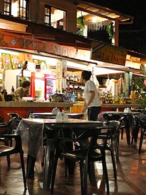 Feirinha-de-Puerto-Iguazu