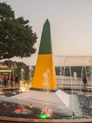 obelisco-do-marco-das